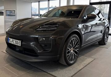 Porsche Macan 5.900 km 90.900 &euro; Minden 32429