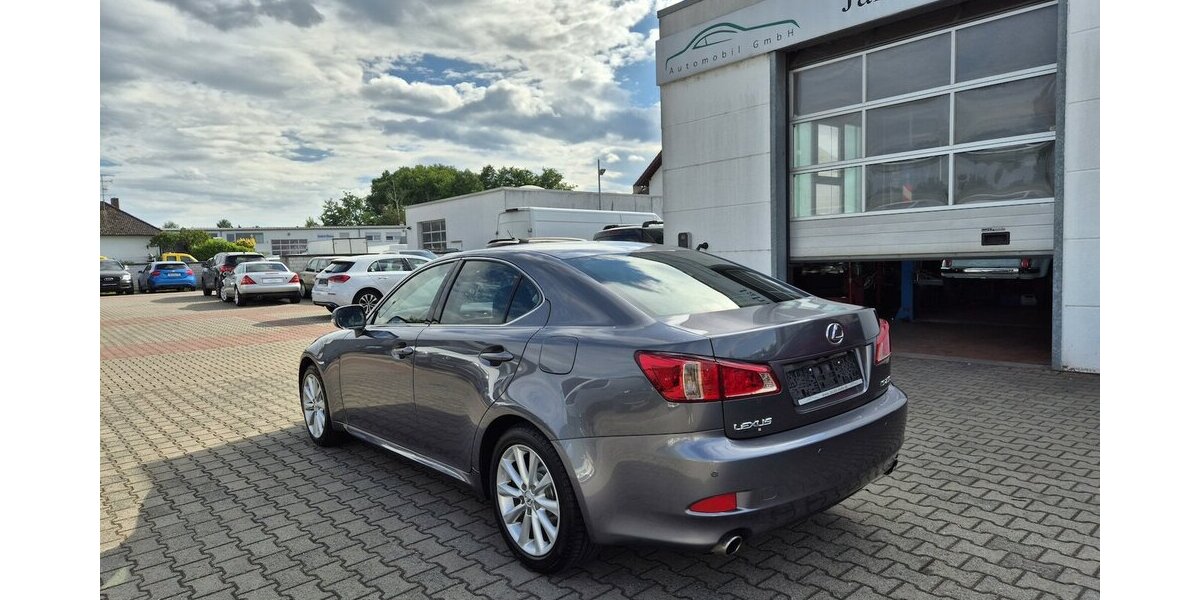 Mercedes-Benz A 180 CDI d BlueEfficiency, Navi, Klima Sitzheizun 204.000 km 6.490 &euro; Rodgau 63110