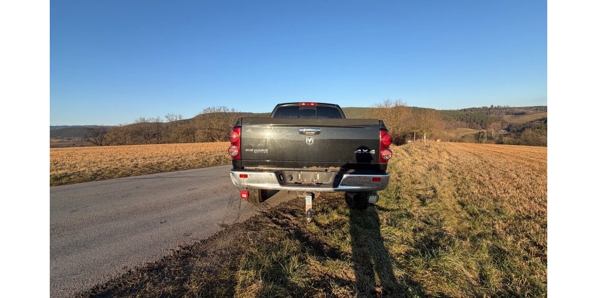 Dodge RAM 1500 Hemi 172.000 km 7.500 &euro; Rudolstadt 07407