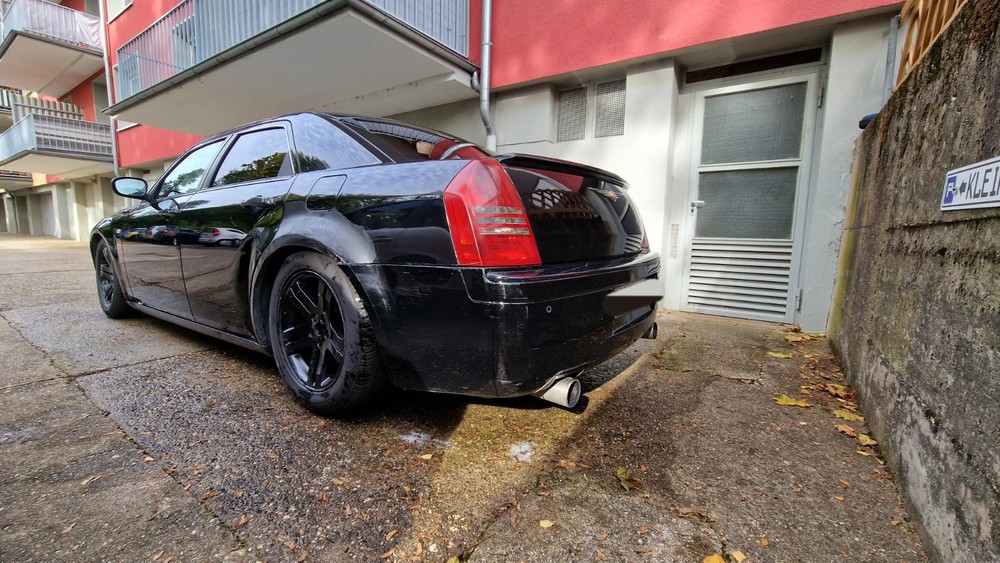 Chrysler 300C 290.000 km 4.550 &euro; Köln 50667