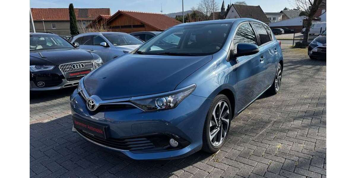 Toyota Auris 105.000 km 10.990 &euro; Porta Westfalica 32457