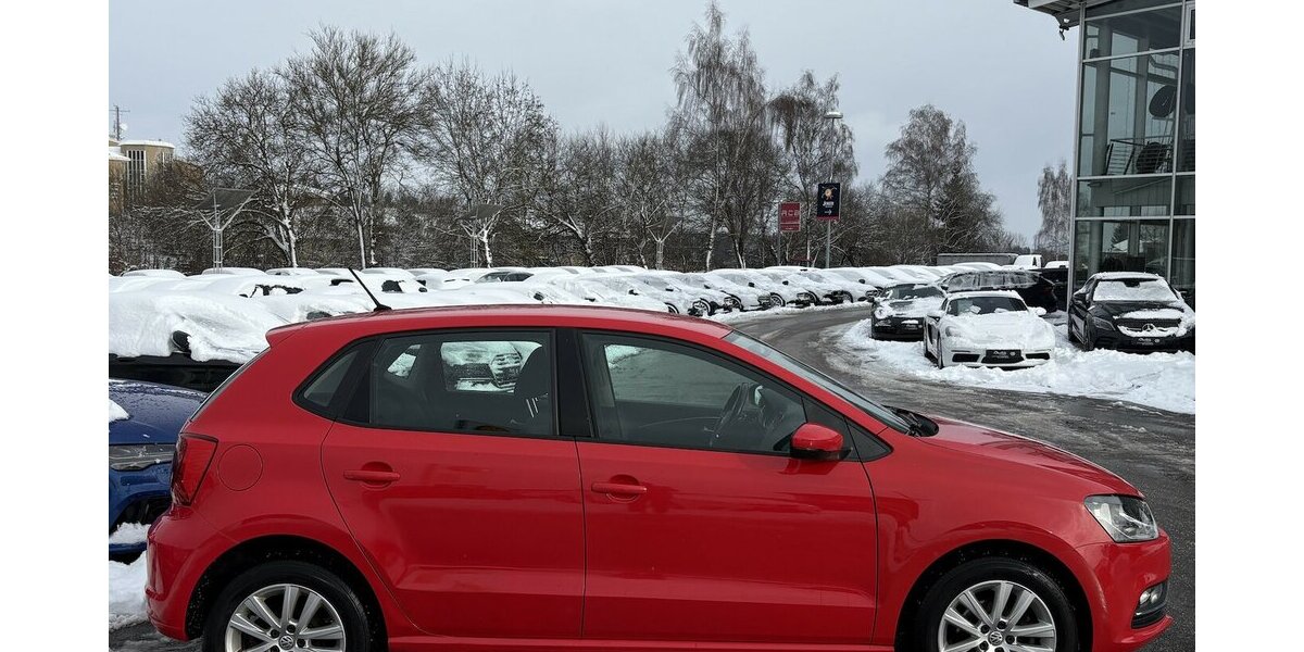 VW Polo 1.2 TSI COMFORTLINE BMT/START-STOPP/TEMPO. 46.812 km 12.900 &euro; Villingen-Schwenningen 78054