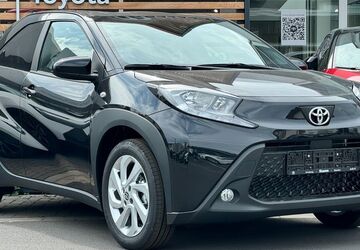 Toyota Aygo (X) 2.000 km 17.490 &euro; Arnsberg-Neheim 59755