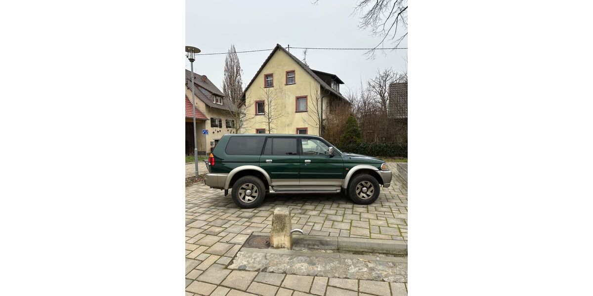 Mitsubishi Pajero 147.767 km 6.500 &euro; Ehrenkirchen 79238