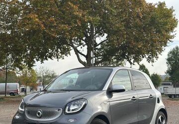 Smart ForFour 49.510 km 7.700 &euro; Esslingen am Neckar 73733