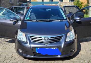 Toyota Avensis 191.500 km 5.500 &euro; Giebelstadt, M 97232