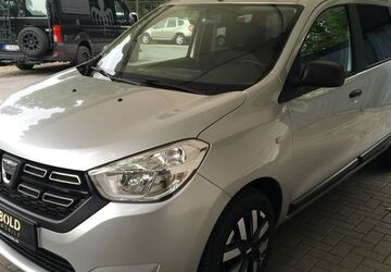 Dacia Lodgy 65.383 km 13.980 &euro; Berlin 10315