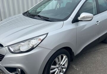 Hyundai ix35 221.000 km 6.900 &euro; Berlin 12057
