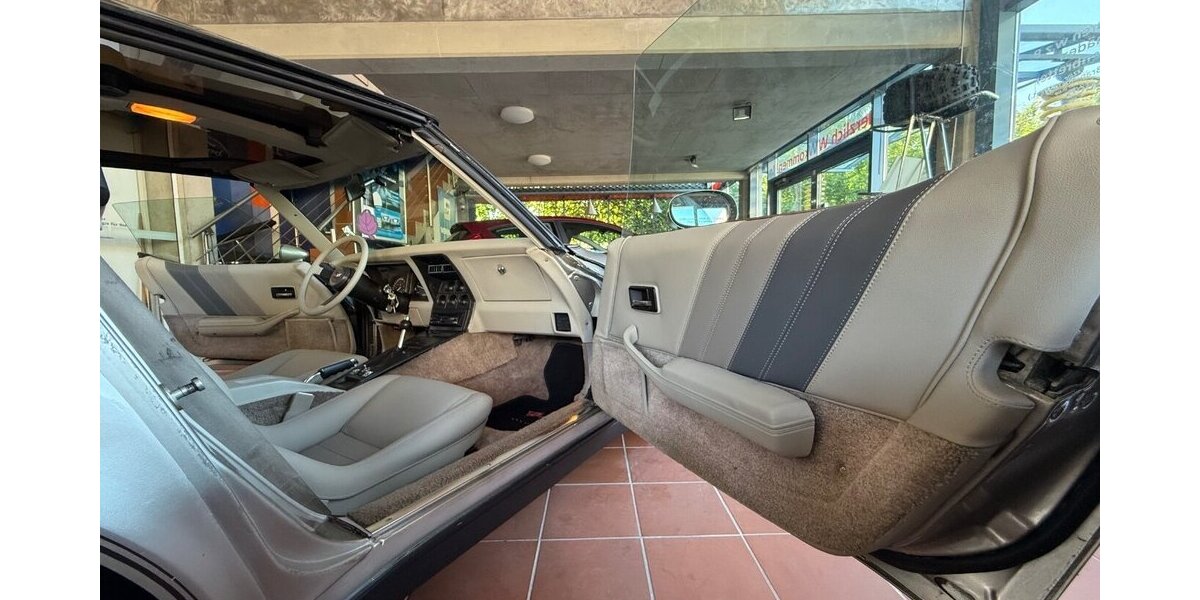 Corvette C3 Targa Collectors Edition 44.000 km 29.500 &euro; Rudolstadt 07407