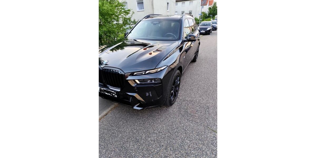 BMW X7 25.077 km 92.000 &euro; Dillingen 89407