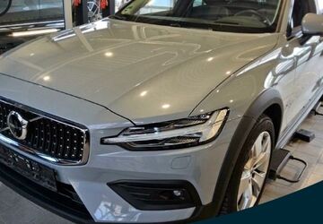 Volvo V60 Cross Country 24.059 km 39.990 &euro; Essen-Kray 45309