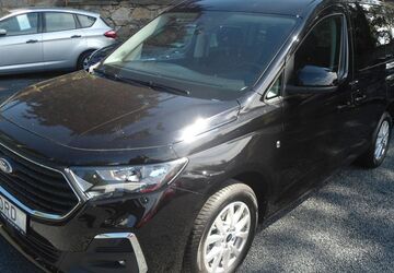 Ford Tourneo Connect 9.900 km 29.990 &euro; Wiesau 95676