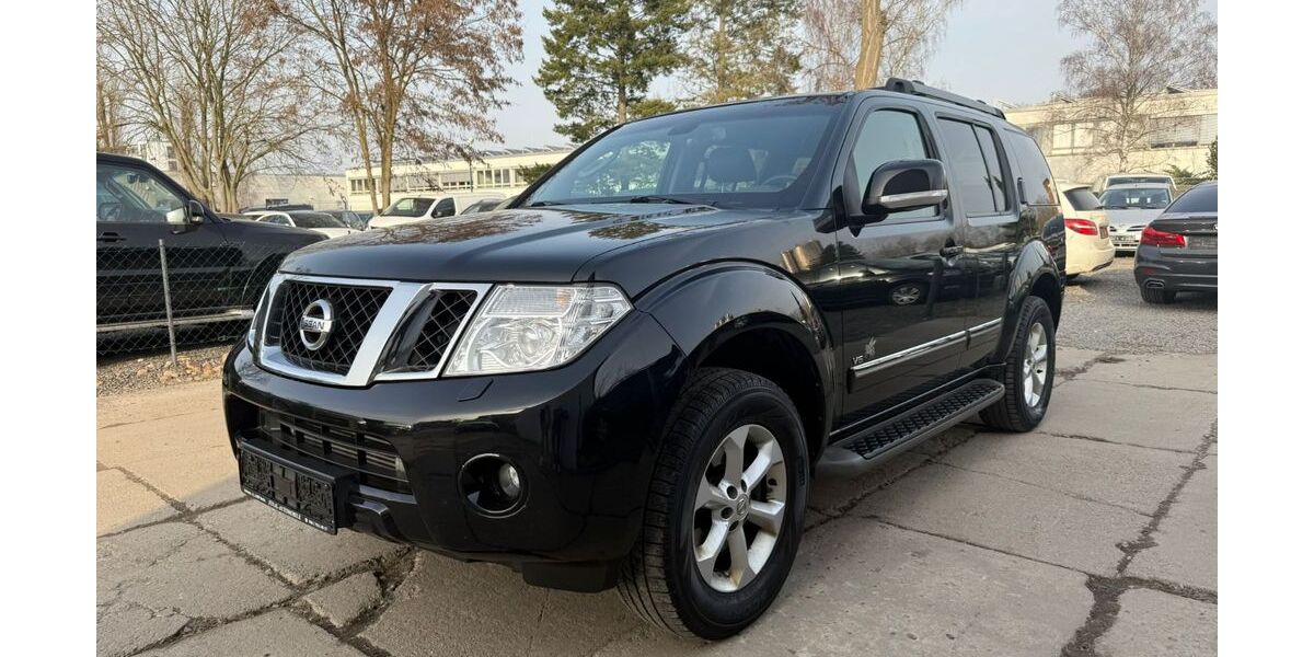 Nissan Pathfinder 157.000 km 13.999 &euro; berlin 12305