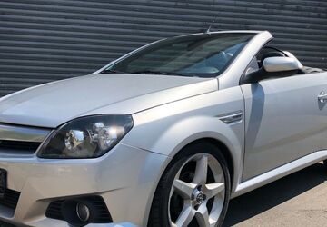 Opel Tigra 93.000 km 2.995 &euro; Altensteig 72213