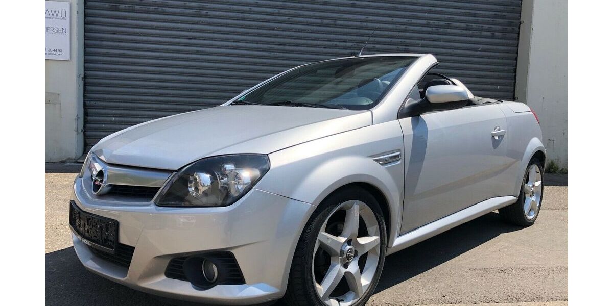 Opel Tigra 93.000 km 2.995 &euro; Altensteig 72213