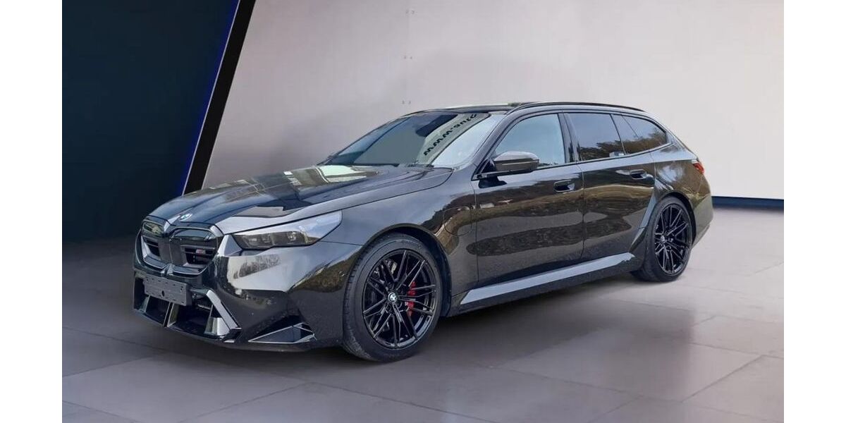 BMW M5 4.109 km 121.490 &euro; Trostberg 83308