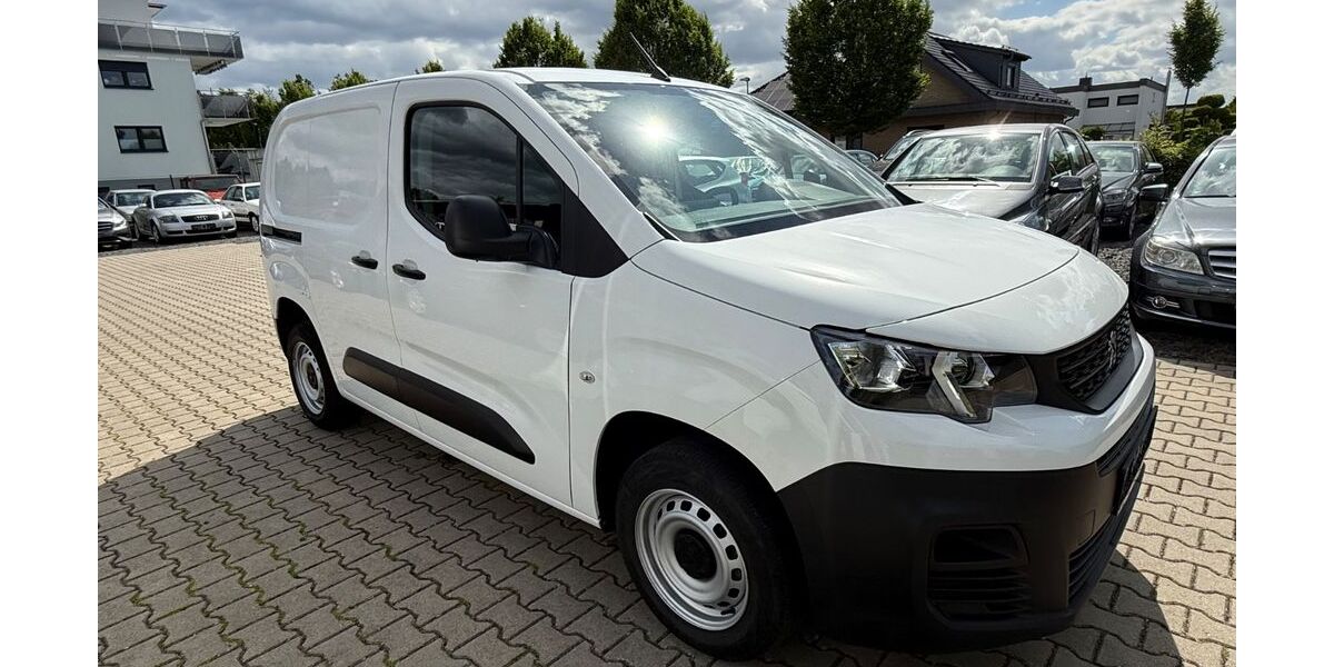 Peugeot Partner 82.745 km 10.490 &euro; Fuldabrück-Bergshausen 34277