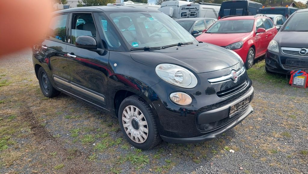 Fiat 500L 205.000 km 3.000 &euro; Elz 65604