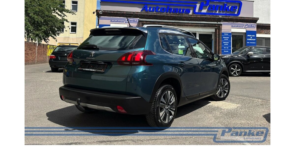Peugeot 2008 Allure*AHK*Navi*Car-play*SHZ*LED*Tempo* 103.785 km 10.890 &euro; Berlin 13187