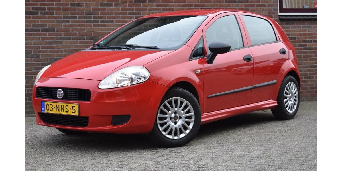 Fiat Grande Punto 241.728 km 1.449 &euro; Alteveer 