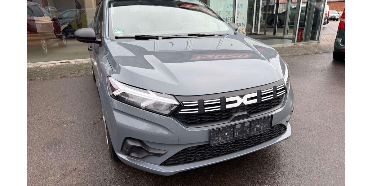 Dacia Sandero 13.500 km 15.900 &euro; Kusel 66869