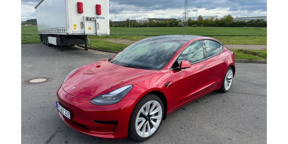 Tesla Model 3 13.475 km 30.940 &euro; Bad Neustadt 97616