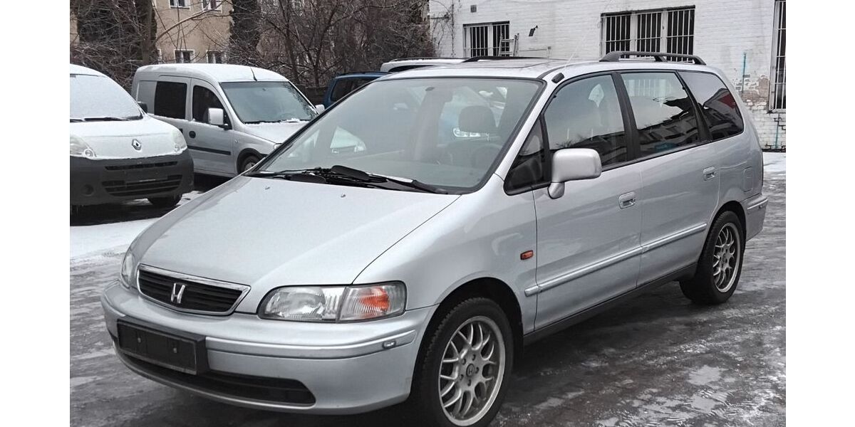 Honda Shuttle 231.800 km 2.450 &euro; Berlin 13409