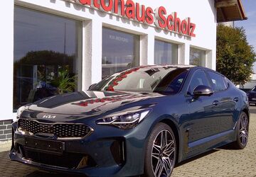 Kia Stinger 22.800 km 39.990 &euro; Großbreitenbach 98701