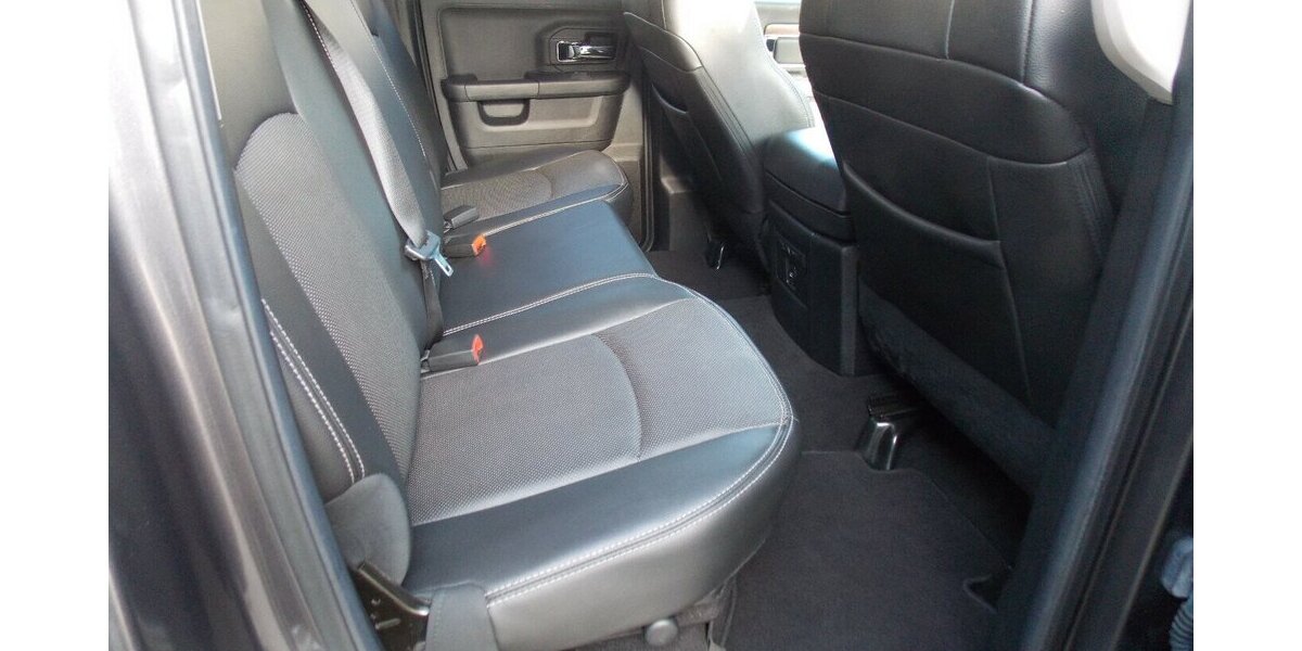 Dodge RAM 1500 5,7 Hemi Laramie UNFALLFREI 107.400 km 31.999 &euro; Rudolstadt 07407