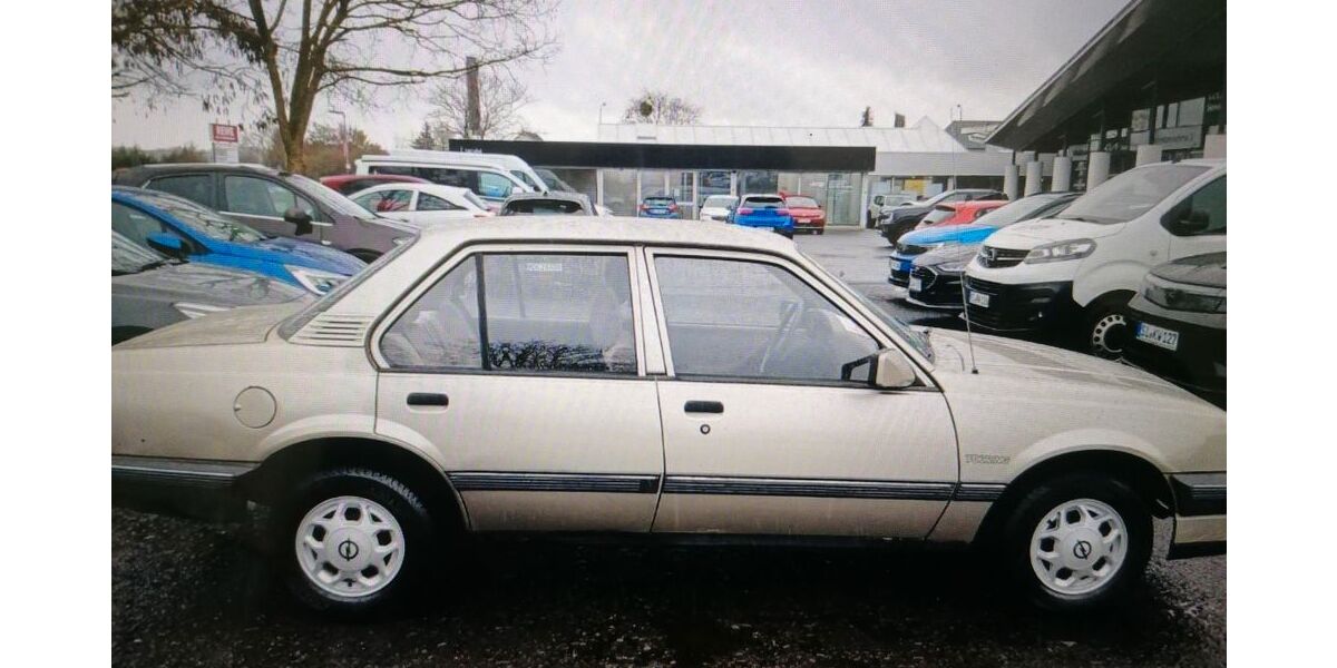 Opel Ascona 77.000 km 4.500 &euro; friedrichsdorf 61381