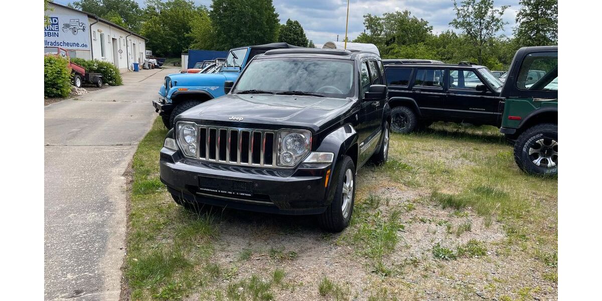 Jeep Cherokee 182.000 km 9.975 &euro; Trebbin 14959