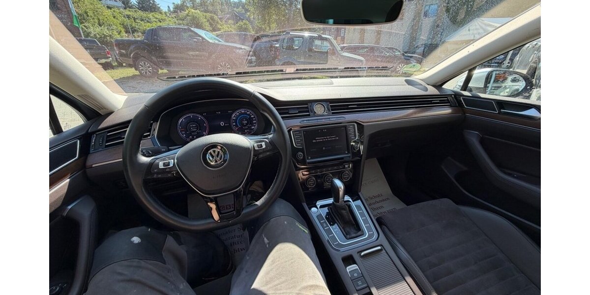 VW Passat Variant 2.0 TDI DSG AHK Highline 162.000 km 15.499 &euro; Rudolstadt 07407