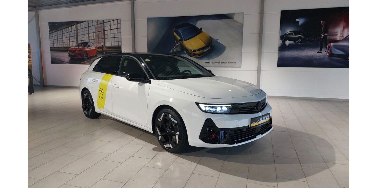 Opel Astra 19.839 km 35.990 &euro; Ebern 96106