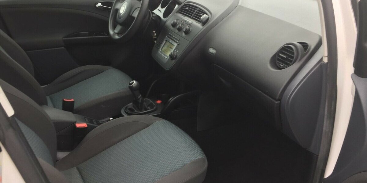 Seat Altea Salsa,Klima! 199.000 km 3.990 &euro; Himmelkron 95502