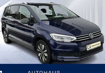 VW Touran 25.300 km 37.900 &euro; Hoya 27318