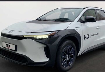 Toyota bZ4X 4.500 km 36.750 &euro; Frankfurt 60314