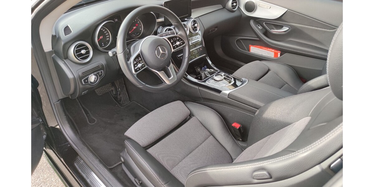 Mercedes-Benz C 200 34.000 km 30.900 &euro; Hepberg 85120