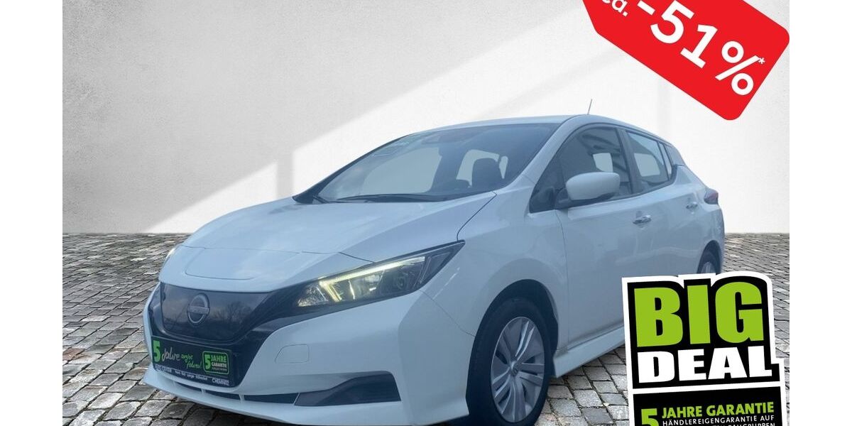 Nissan Leaf 19.801 km 14.701 &euro; Röhrsdorf 09247