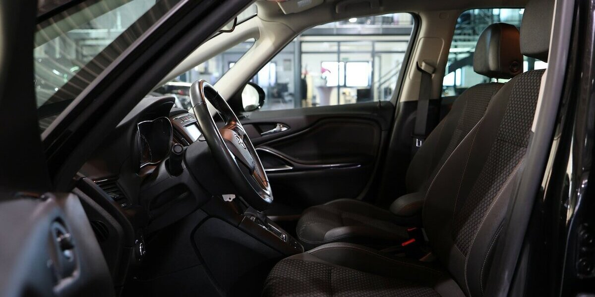 Opel Zafira C 1.6 SIDI T INNOVATION / 7-SITZER / LED 79.000 km 15.991 &euro; Hamm 59077