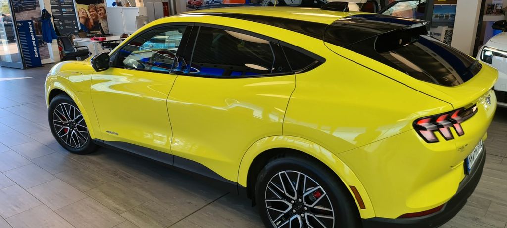 Ford Mustang Mach-E 3.000 km 49.000 &euro; Schiffweiler 66578