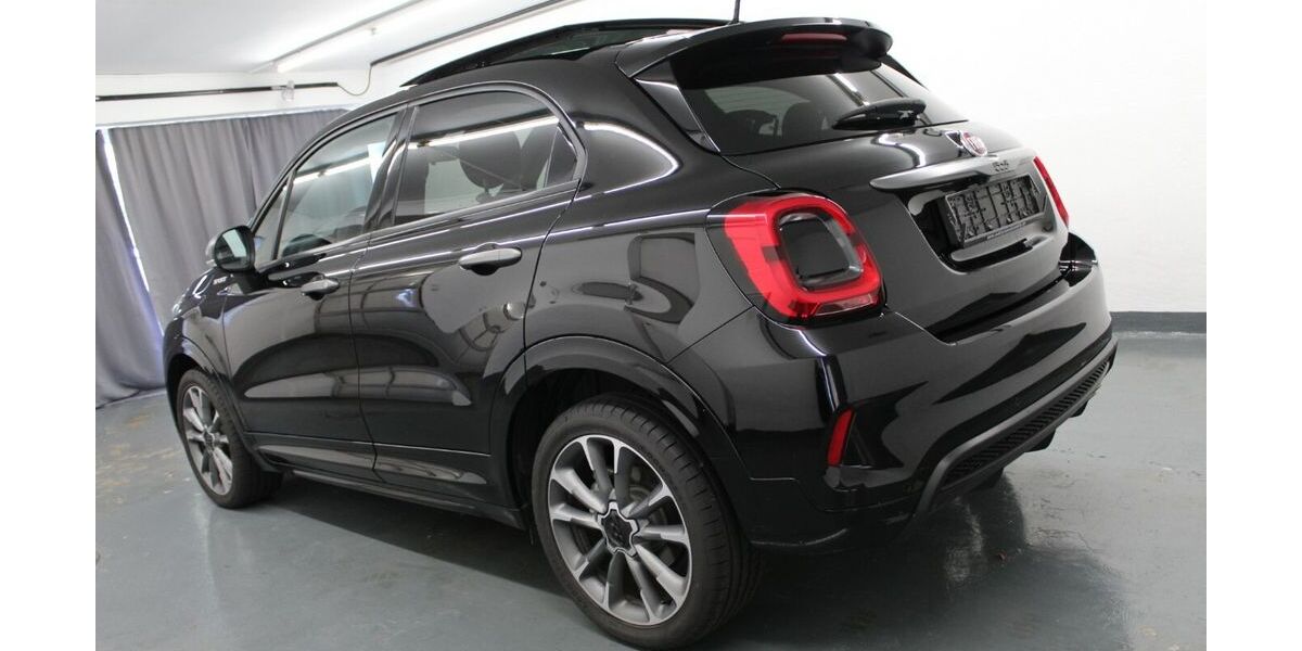 Fiat 500X 4.985 km 27.499 &euro; München 80993