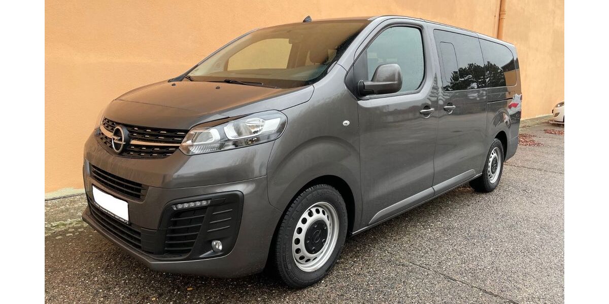 Opel Vivaro 83.500 km 24.990 &euro; Bad Muskau 02953