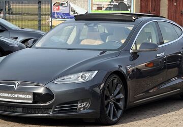 Tesla Model S 85.000 km 22.990 &euro; Barsinghausen (bei Hannover) 30890