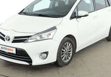 Toyota Verso 89.556 km 12.990 &euro; Dresden 01187