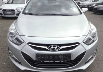 Hyundai i40 118.300 km 8.590 &euro; Kellinghusen 25548