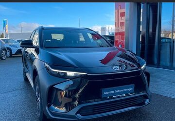 Toyota bZ4X 36.900 km 27.990 &euro; Göppingen 73037
