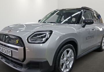 Mini Countryman SE (Cooper) 10.507 km 37.980 &euro; München 81827