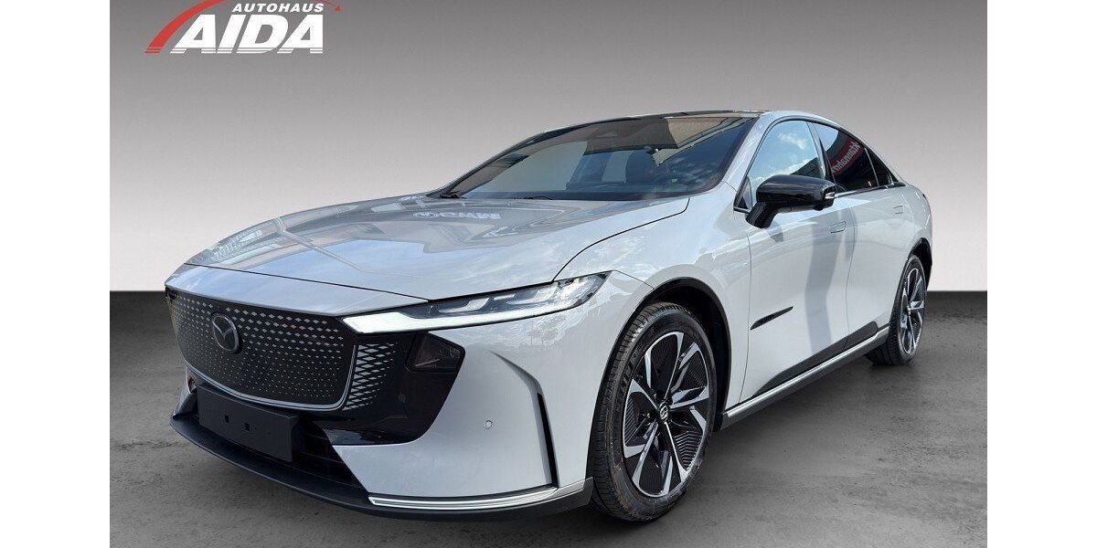 Mazda 6e 1.902 km 39.450 &euro; Berlin - Buckow 12351