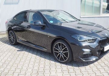 BMW 218 32.300 km 27.980 &euro; Obertraubling bei Regensburg 93083
