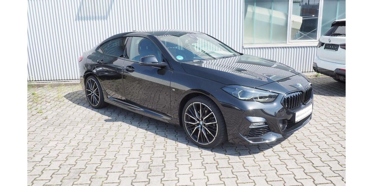 BMW 218 32.300 km 27.980 &euro; Obertraubling bei Regensburg 93083